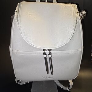 Calvin Klein Women’s Medium Backpack or Shoulder Bag Dove Gray